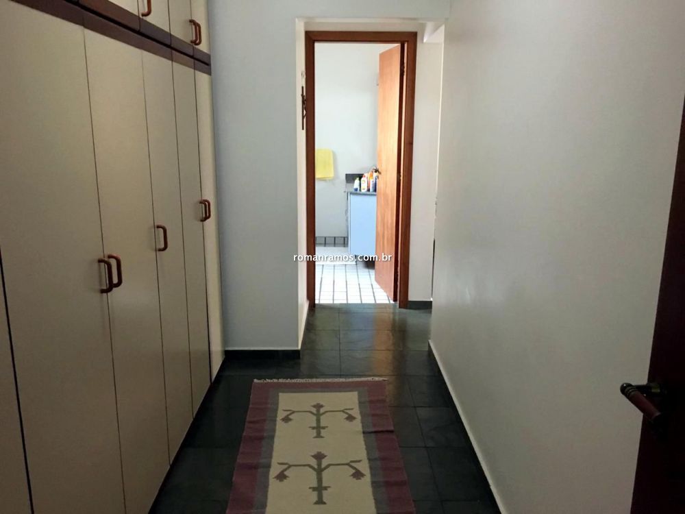 Casa em Condomínio à venda na Avenida Albino dos Santos GandaresJardim Acapulco - 999-114123-8.jpg