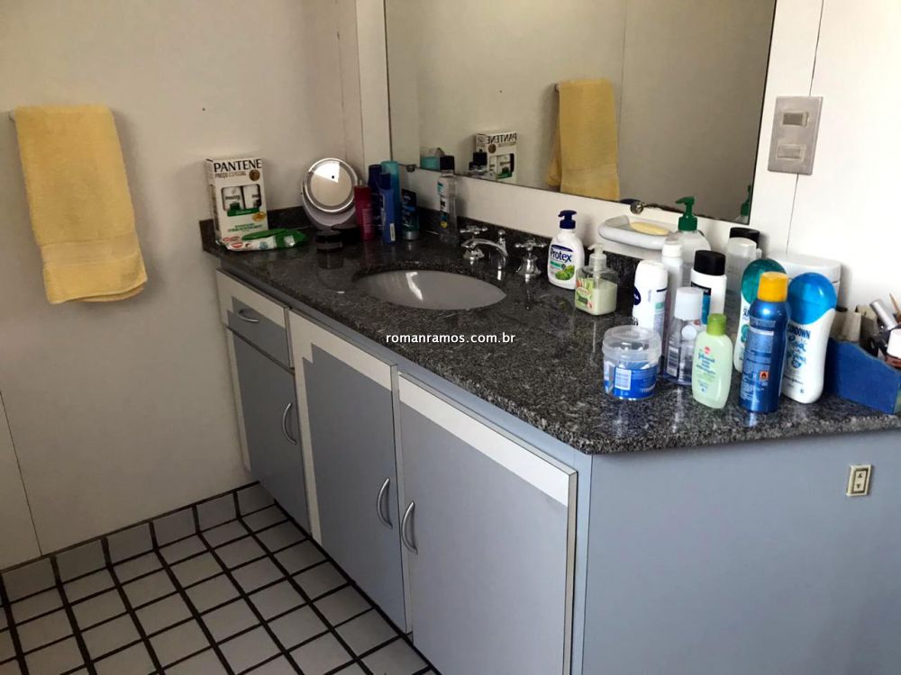 Casa em Condomínio à venda na Avenida Albino dos Santos GandaresJardim Acapulco - 999-114124-9.jpg