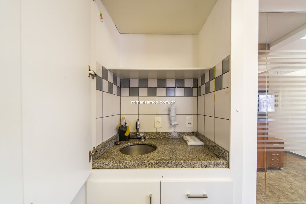 Conjunto Comercial à venda na Avenida Senador Casimiro da RochaMirandópolis - 999-154615-1.jpg