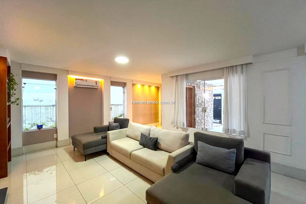 Casa Padrão aluguel Jardim da Saúde - Referência A915